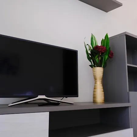 Bwr - Elegant Loft With Terrace, San Siro Milánó